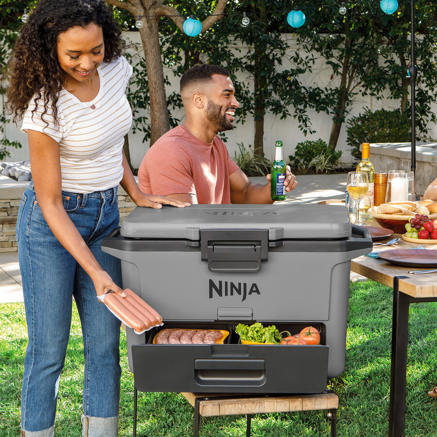 ninja frostvault 50qt47l クーラー、アイスパック、thirstiボトルバンドル